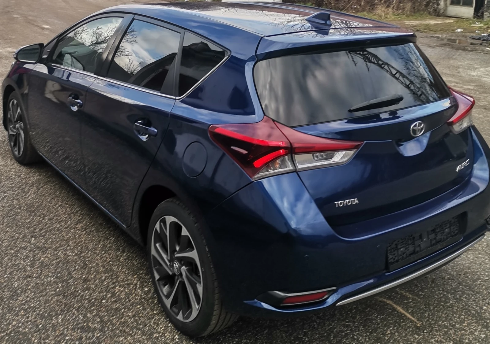 Toyota Auris 1.4D4D | Mobile.bg � ����������� 4