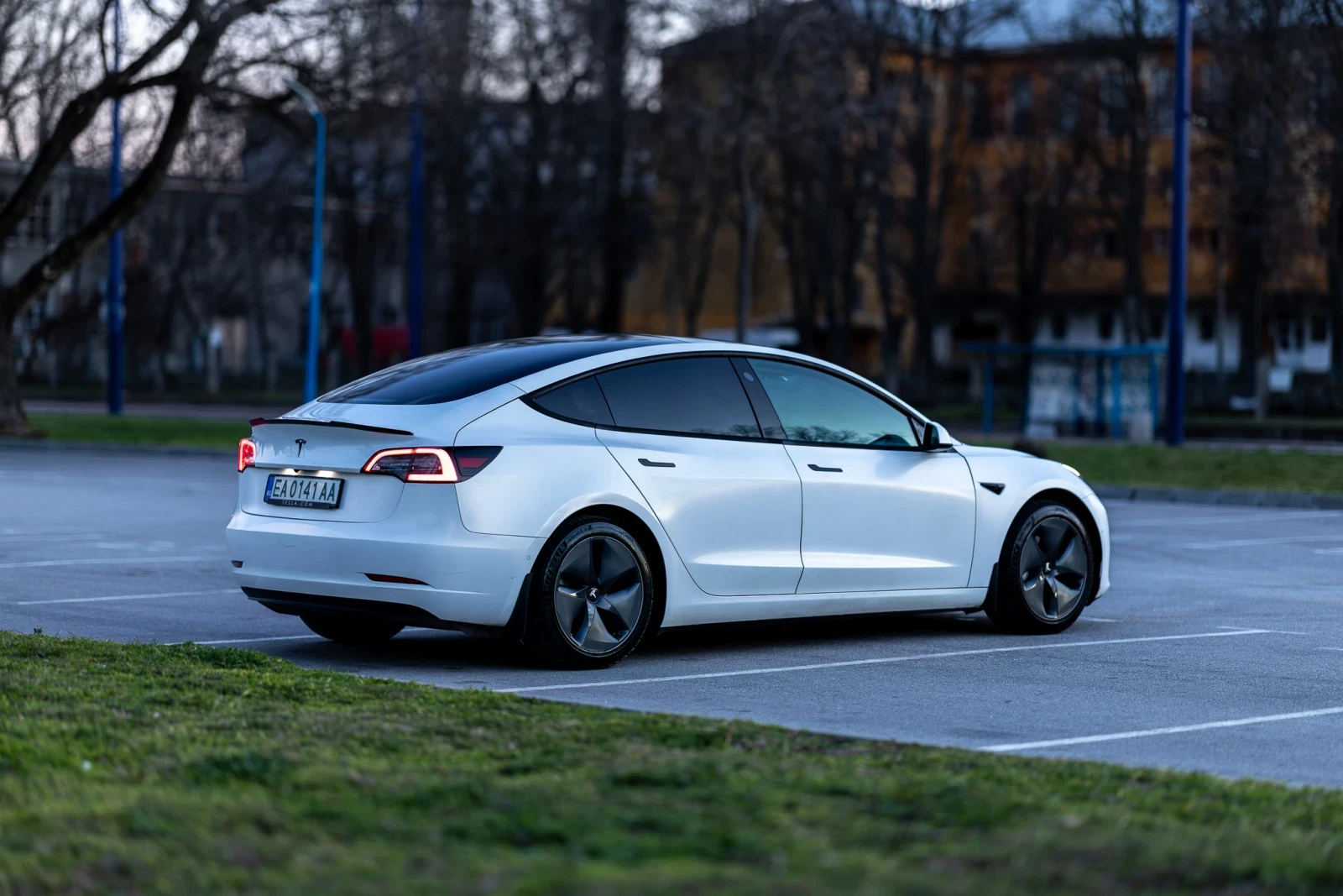 Tesla Model 3 Long range AWD | Mobile.bg � ����������� 3