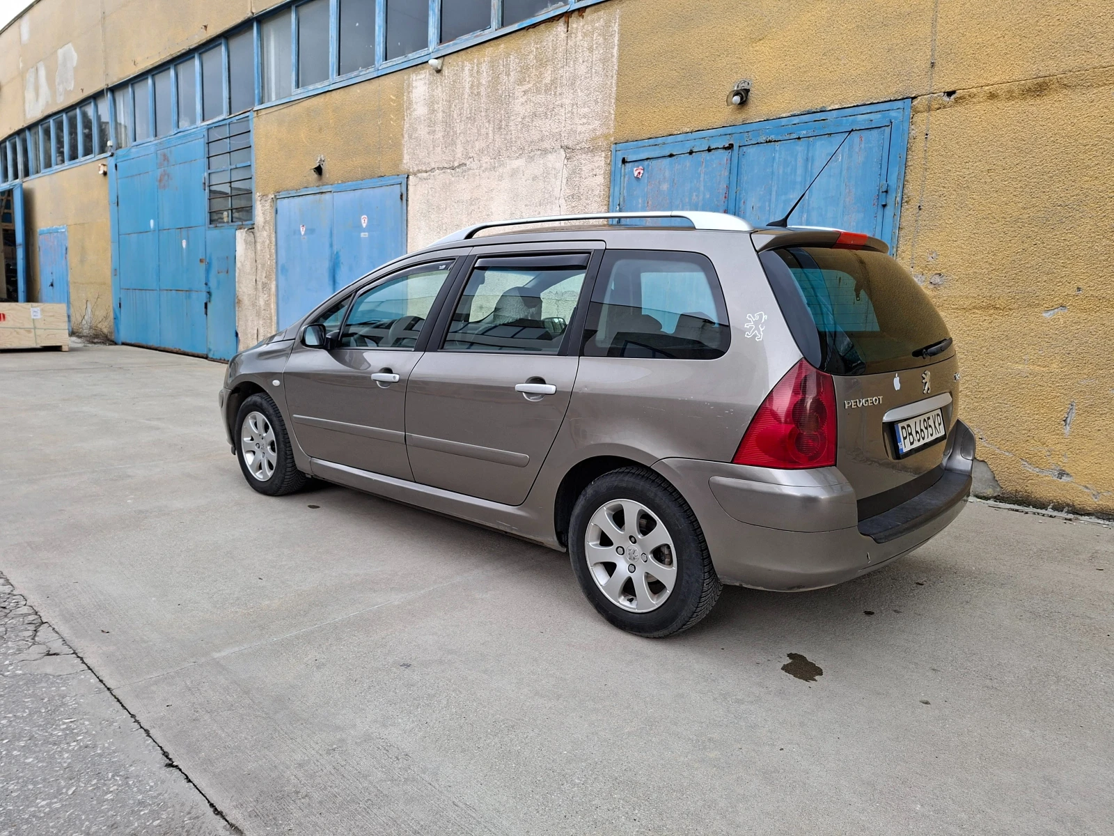 Peugeot 307 SW, 2.0HDI - изображение 4