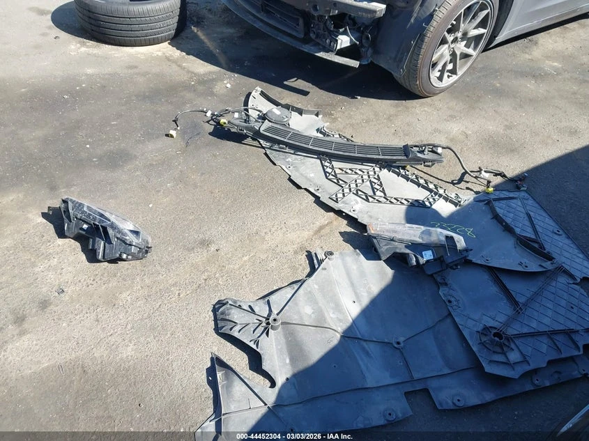 Tesla Model 3 Long Range Dual Motor All-Wheel Drive, снимка 12 - Автомобили и джипове - 53848407