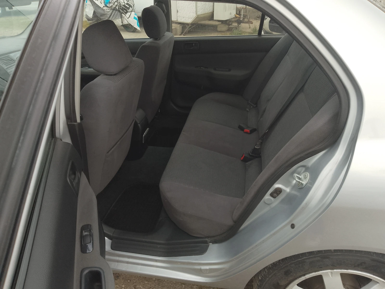 Mitsubishi Lancer 1.6i BiFuel Фабр.Газ, снимка 9 - Автомобили и джипове - 53938458