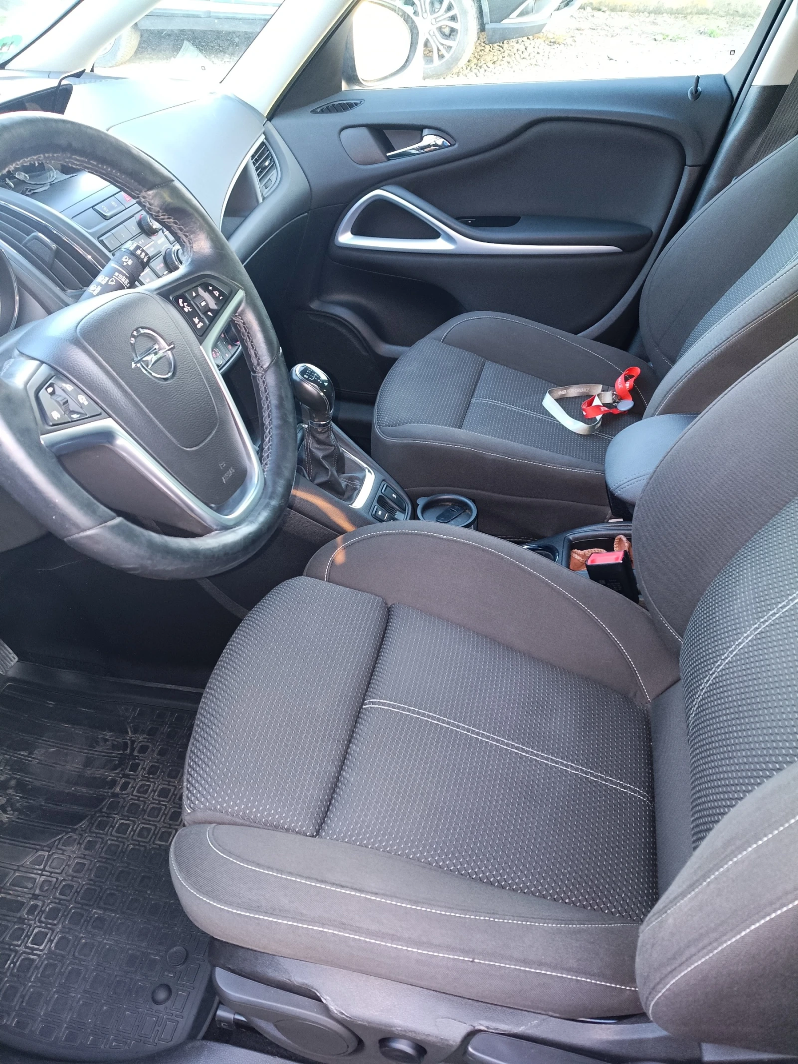 Opel Zafira, снимка 2 - Автомобили и джипове - 54407173