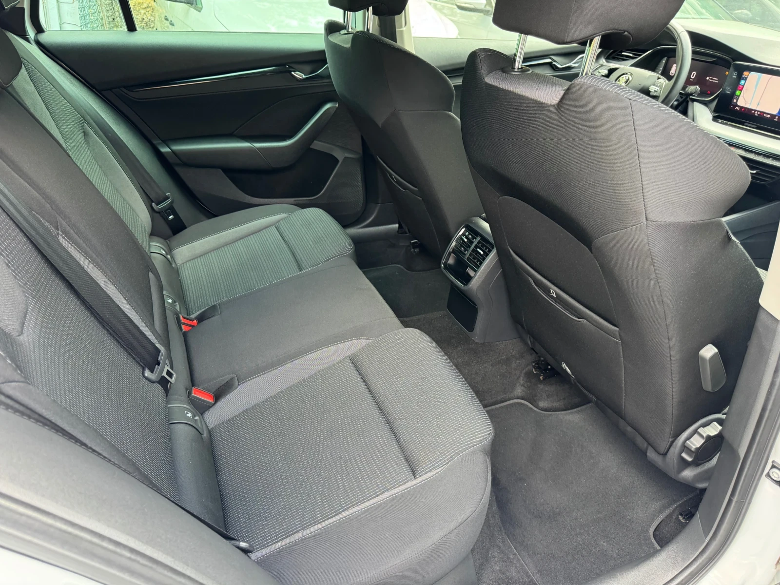 Skoda Octavia 2.0TDI* Style* Crystal* Virtual, снимка 14 - Автомобили и джипове - 54469641