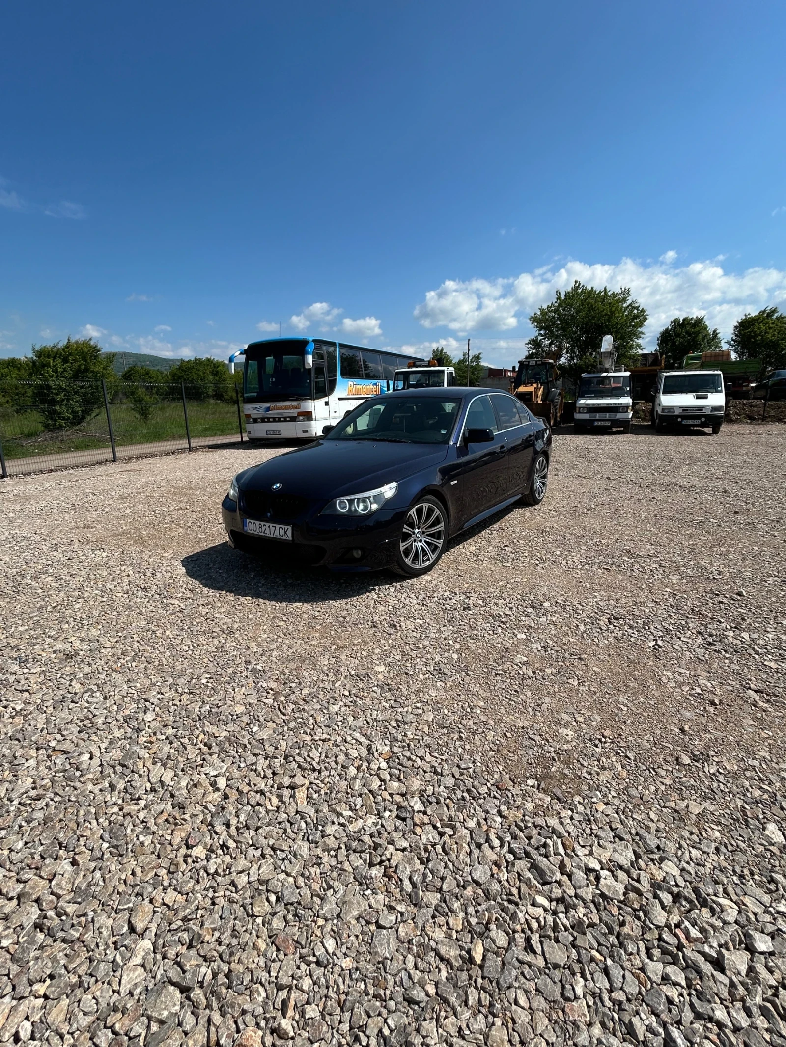 BMW 525