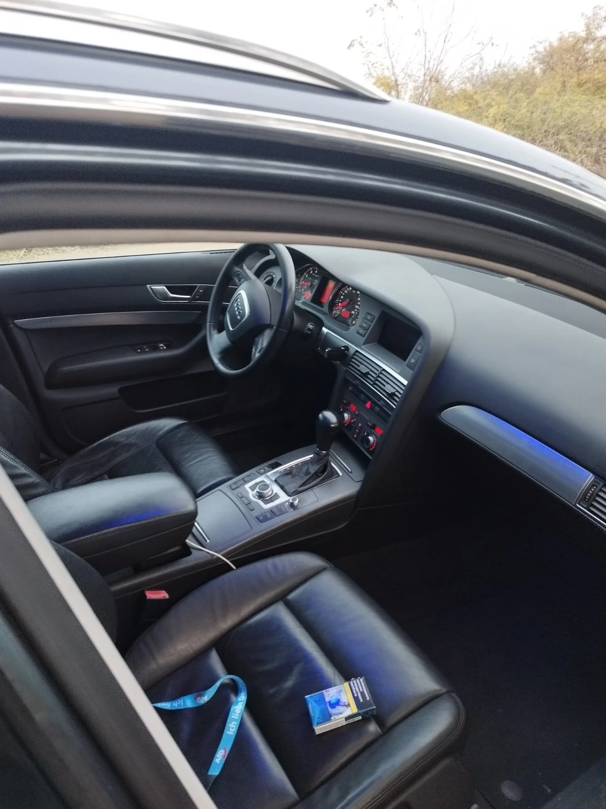Audi A6 2.4, снимка 13 - Автомобили и джипове - 54642252