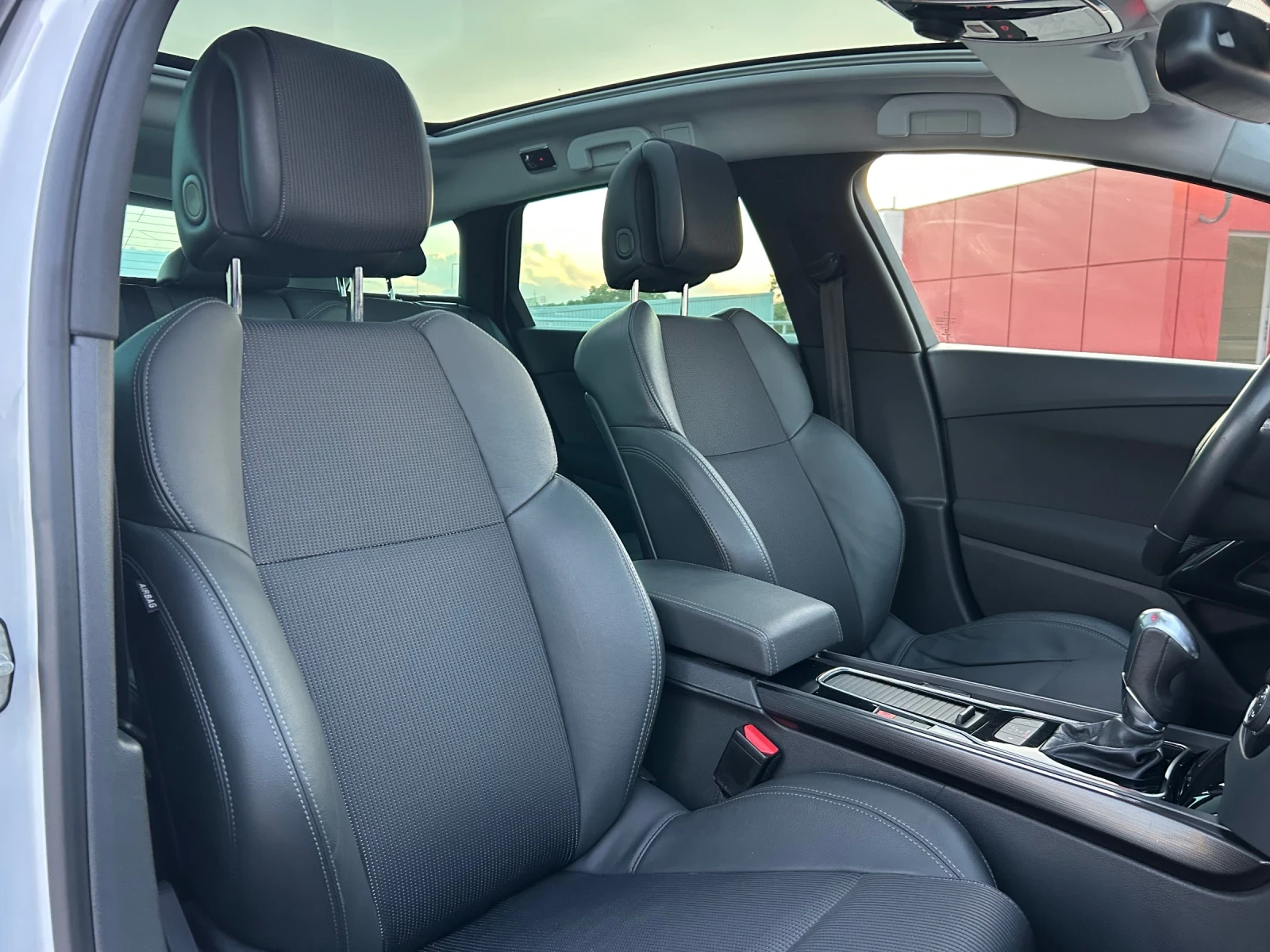 Peugeot 508 2.0 BlueHDI 180к.с.//Автоматик //Панорама, снимка 14 - Автомобили и джипове - 54692864