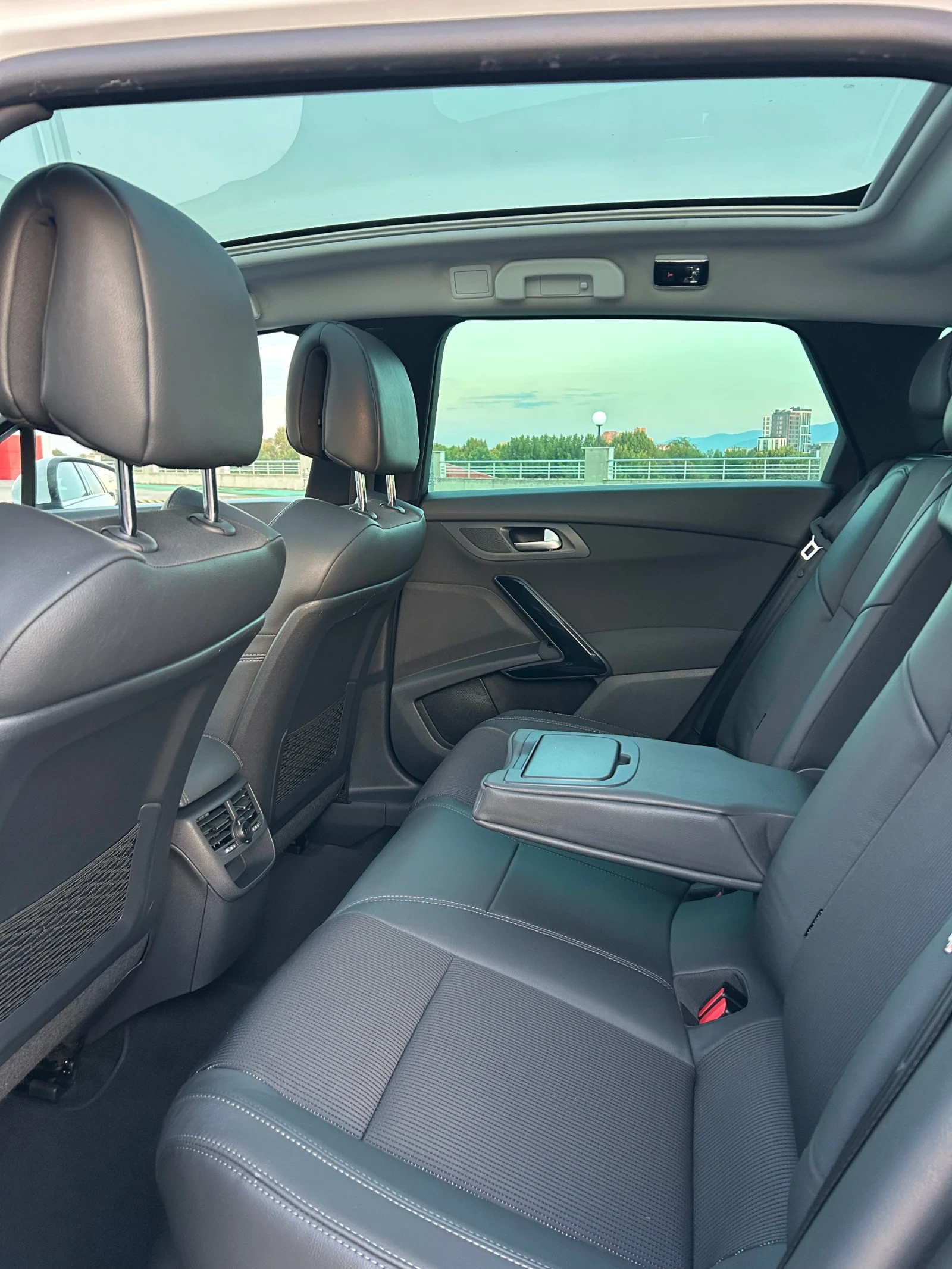 Peugeot 508 2.0 BlueHDI 180к.с.//Автоматик //Панорама, снимка 11 - Автомобили и джипове - 54692864