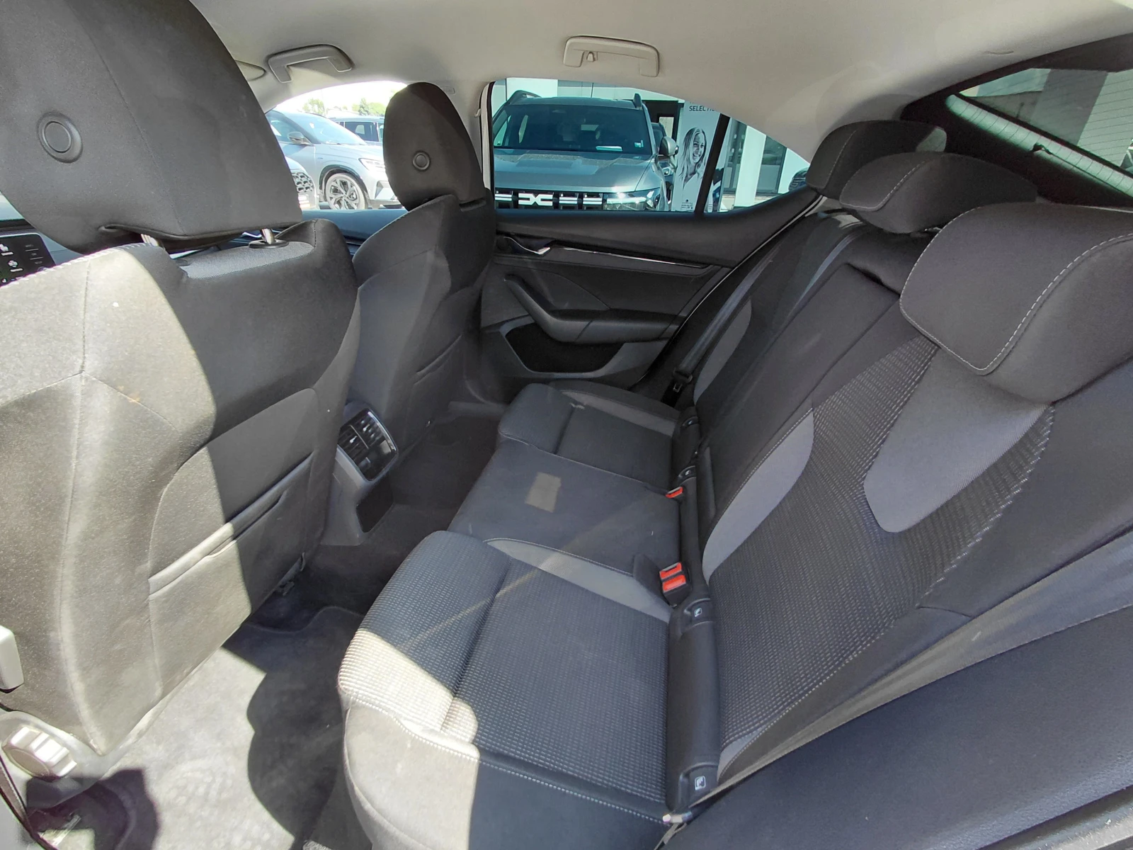 Skoda Octavia 2.0TDI/115к.с/DSG/Ambition, снимка 15 - Автомобили и джипове - 54970631
