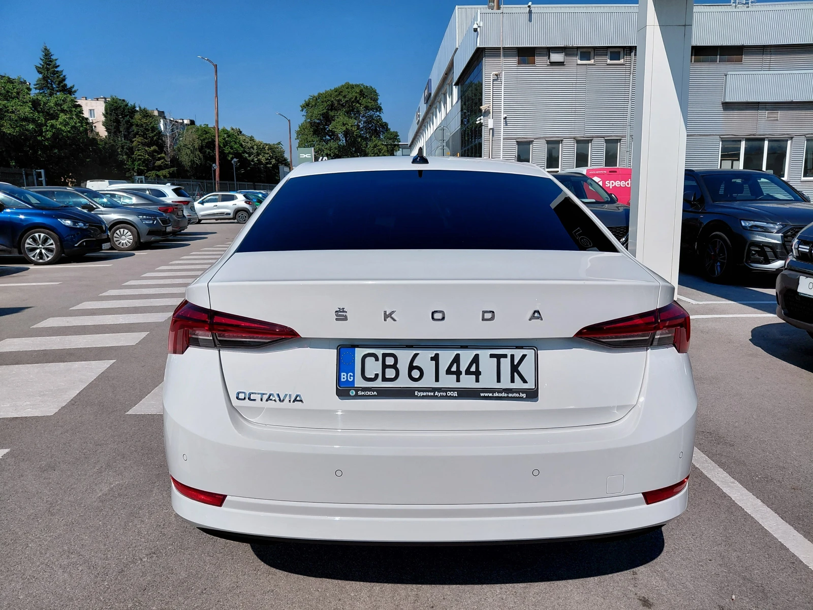 Skoda Octavia 2.0TDI/115к.с/DSG/Ambition, снимка 6 - Автомобили и джипове - 54970631
