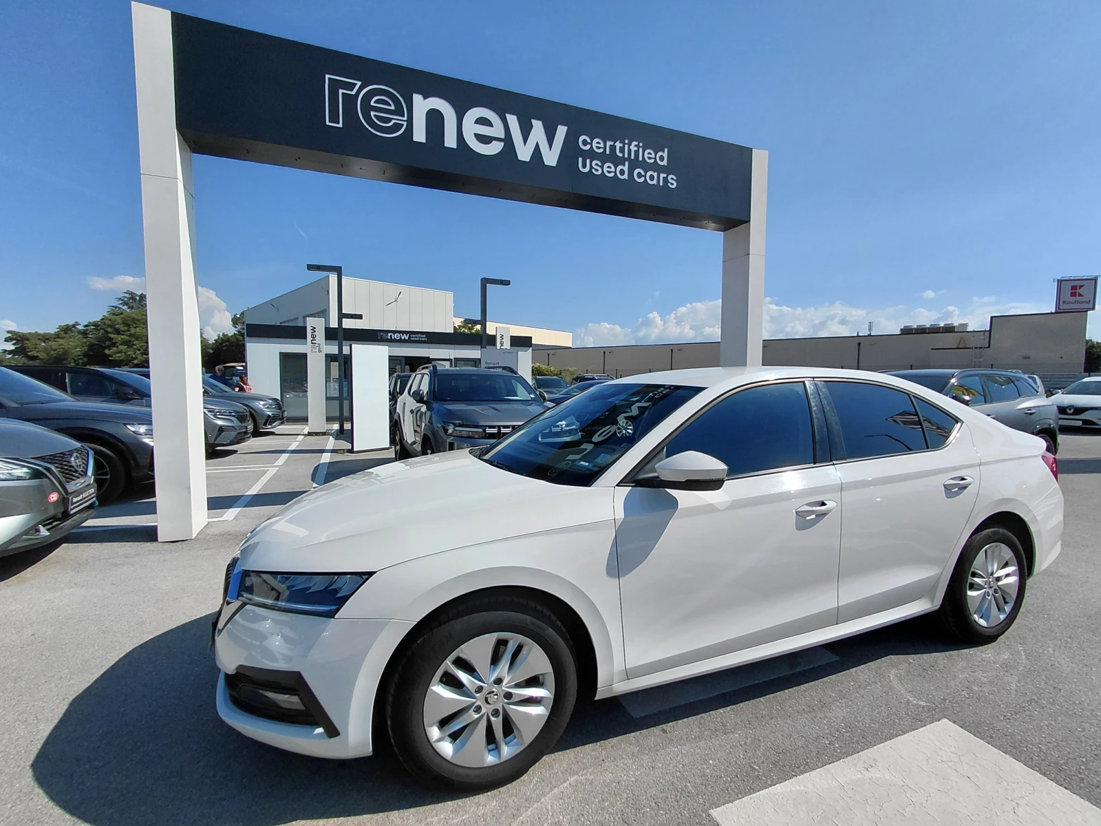 Skoda Octavia 2.0TDI/115к.с/DSG/Ambition
