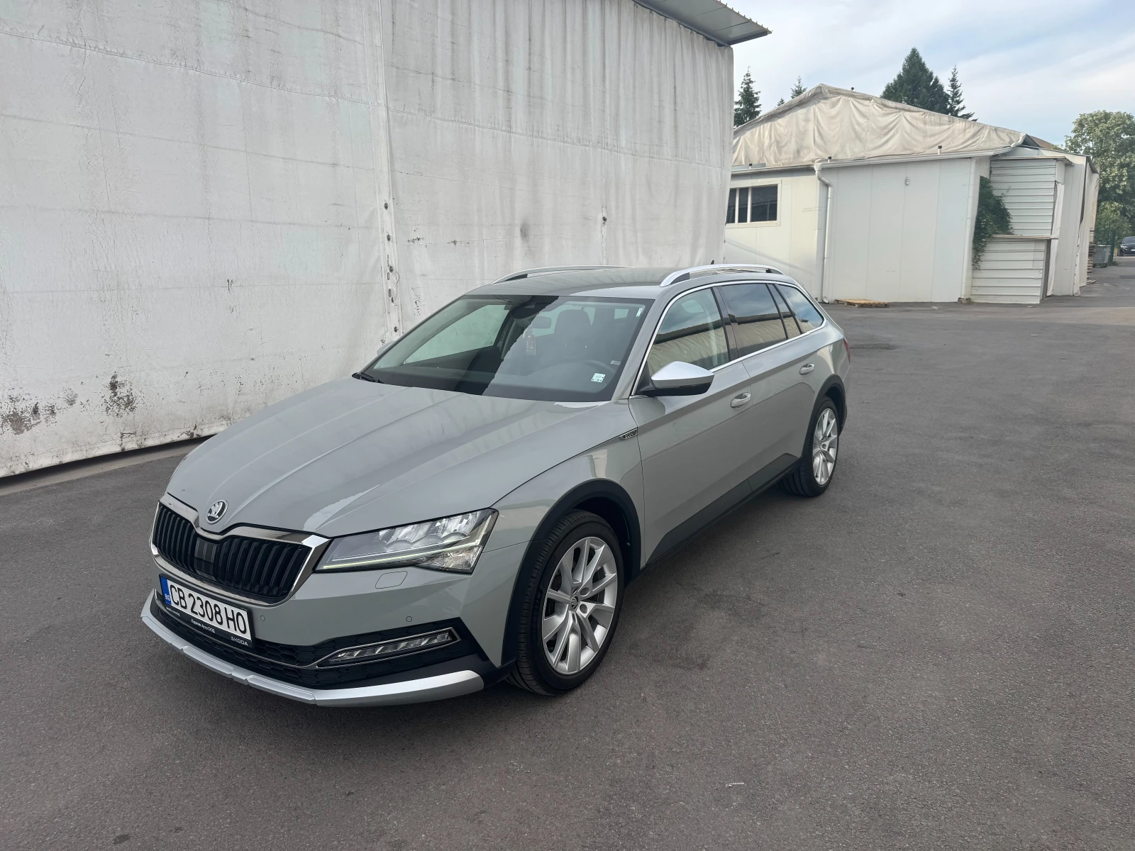 Skoda Superb Scout Еуратек, снимка 3 - Автомобили и джипове - 54982123
