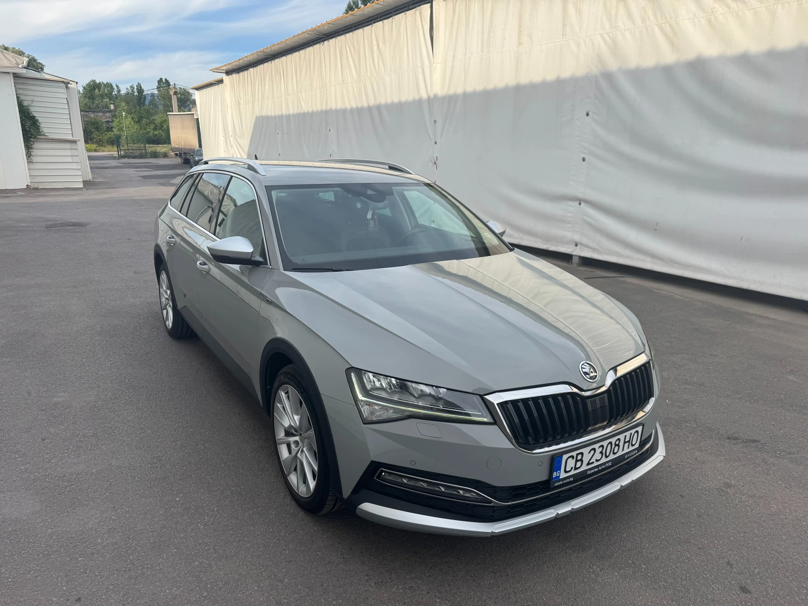Skoda Superb Scout Еуратек, снимка 2 - Автомобили и джипове - 54982123