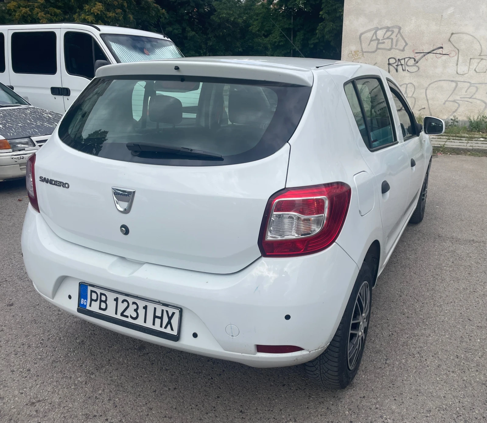 Dacia Sandero 1.5  🔝, снимка 6 - Автомобили и джипове - 55136396