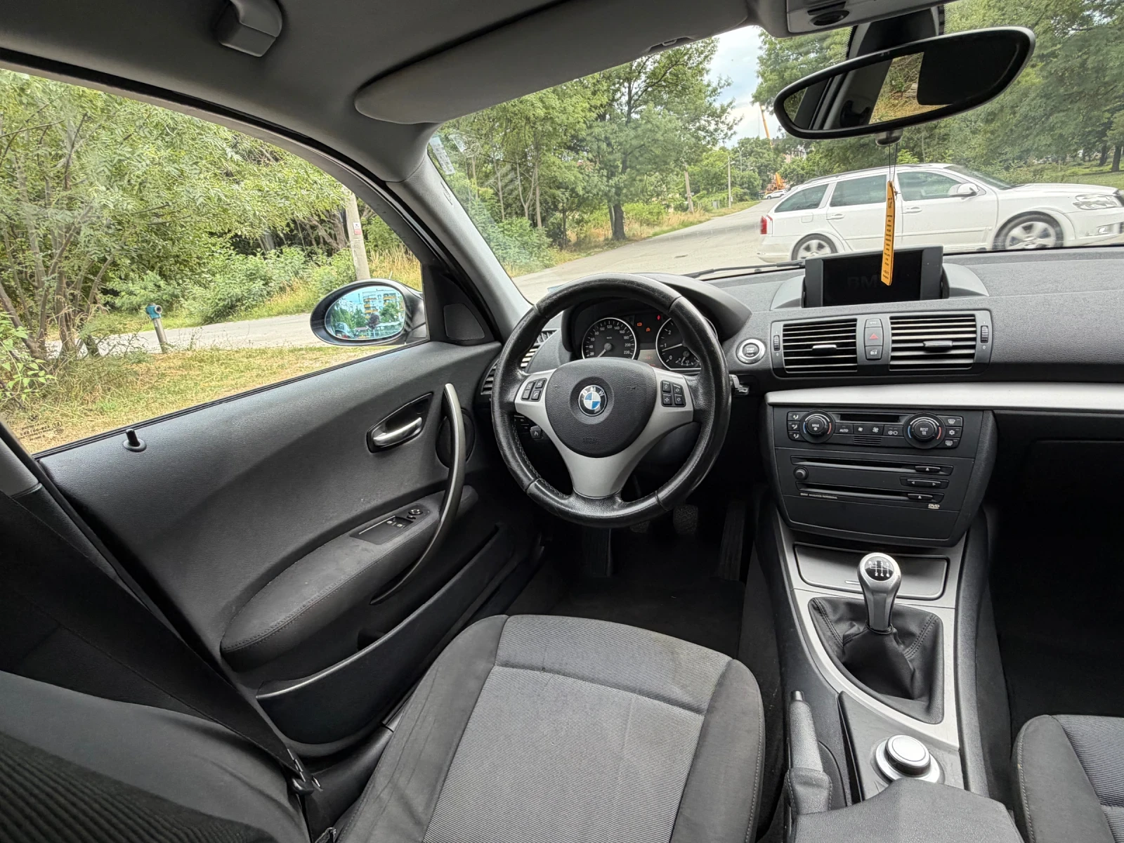 BMW 118, снимка 12 - Автомобили и джипове - 55212752