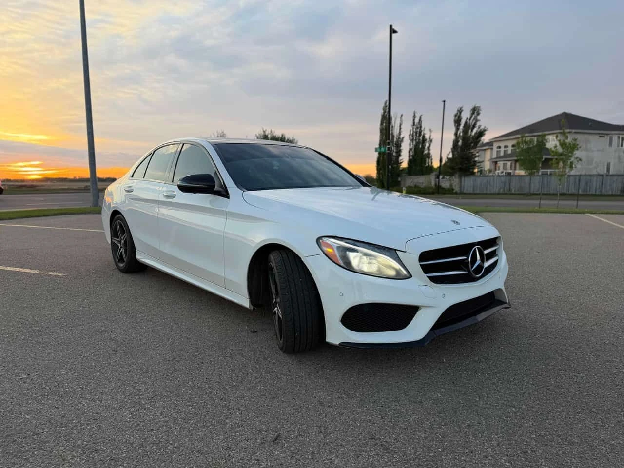 Mercedes-Benz C 300 * CARFAX * БЕЗ ПЪРВОНАЧАЛНА ВНОСКА, снимка 6 - Автомобили и джипове - 55269282