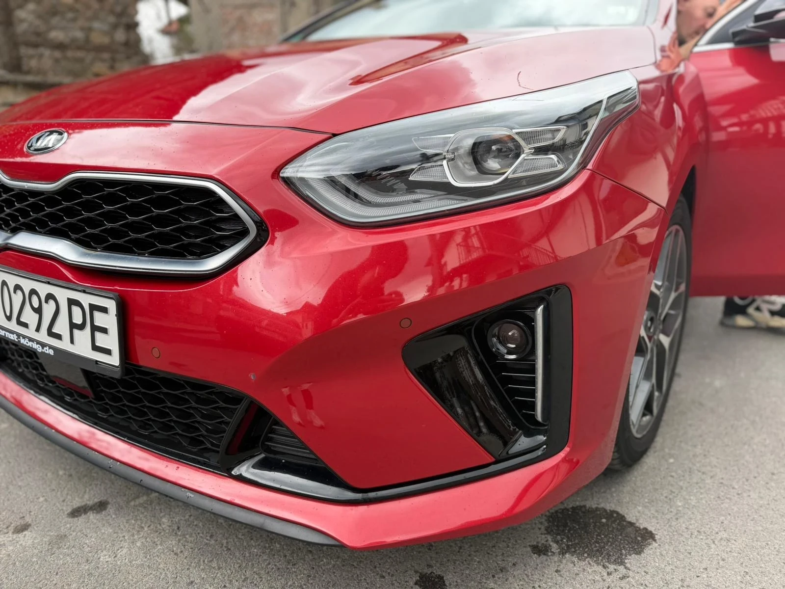 Kia Pro ceed 1.4 БЕНЗИН, снимка 4 - Автомобили и джипове - 55573253