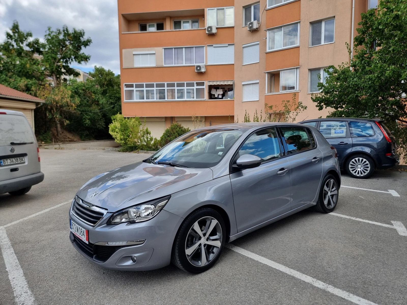 Peugeot 308 1.6HDI* LED* NAVI, снимка 2 - Автомобили и джипове - 55665567