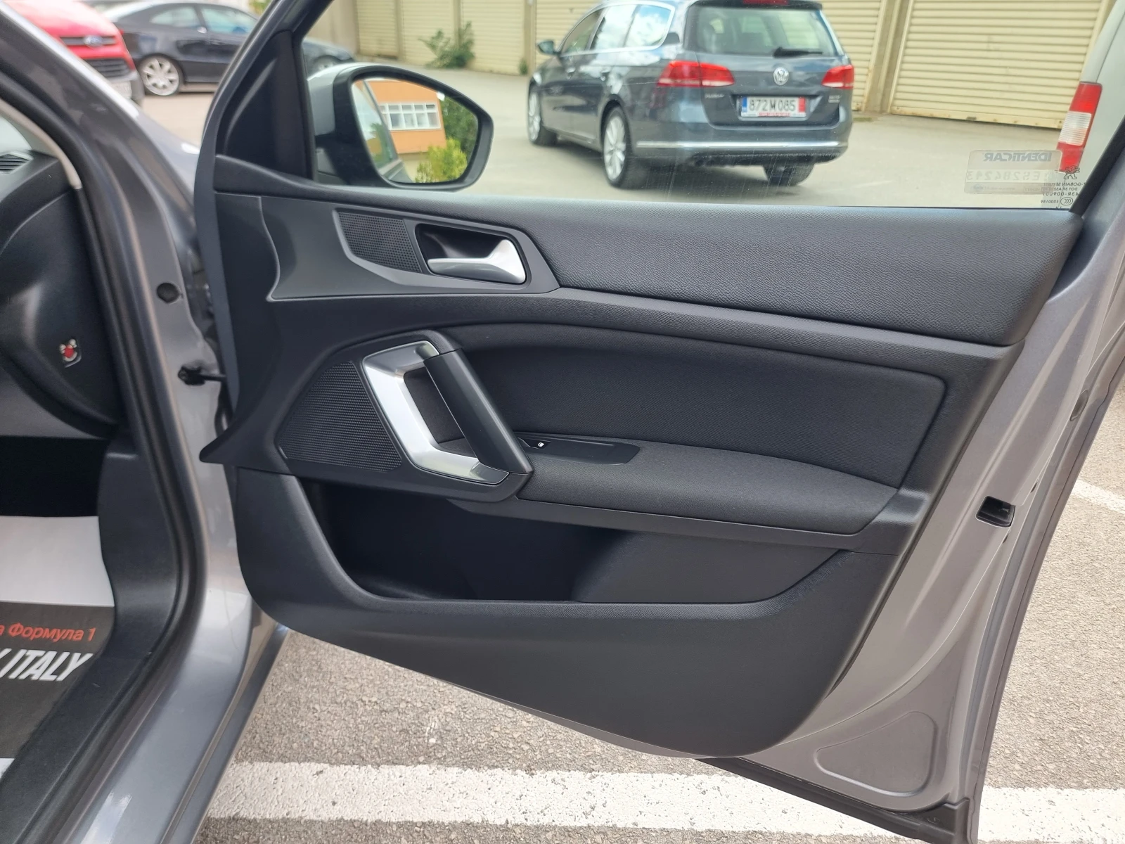 Peugeot 308 1.6HDI* LED* NAVI, снимка 16 - Автомобили и джипове - 55665567