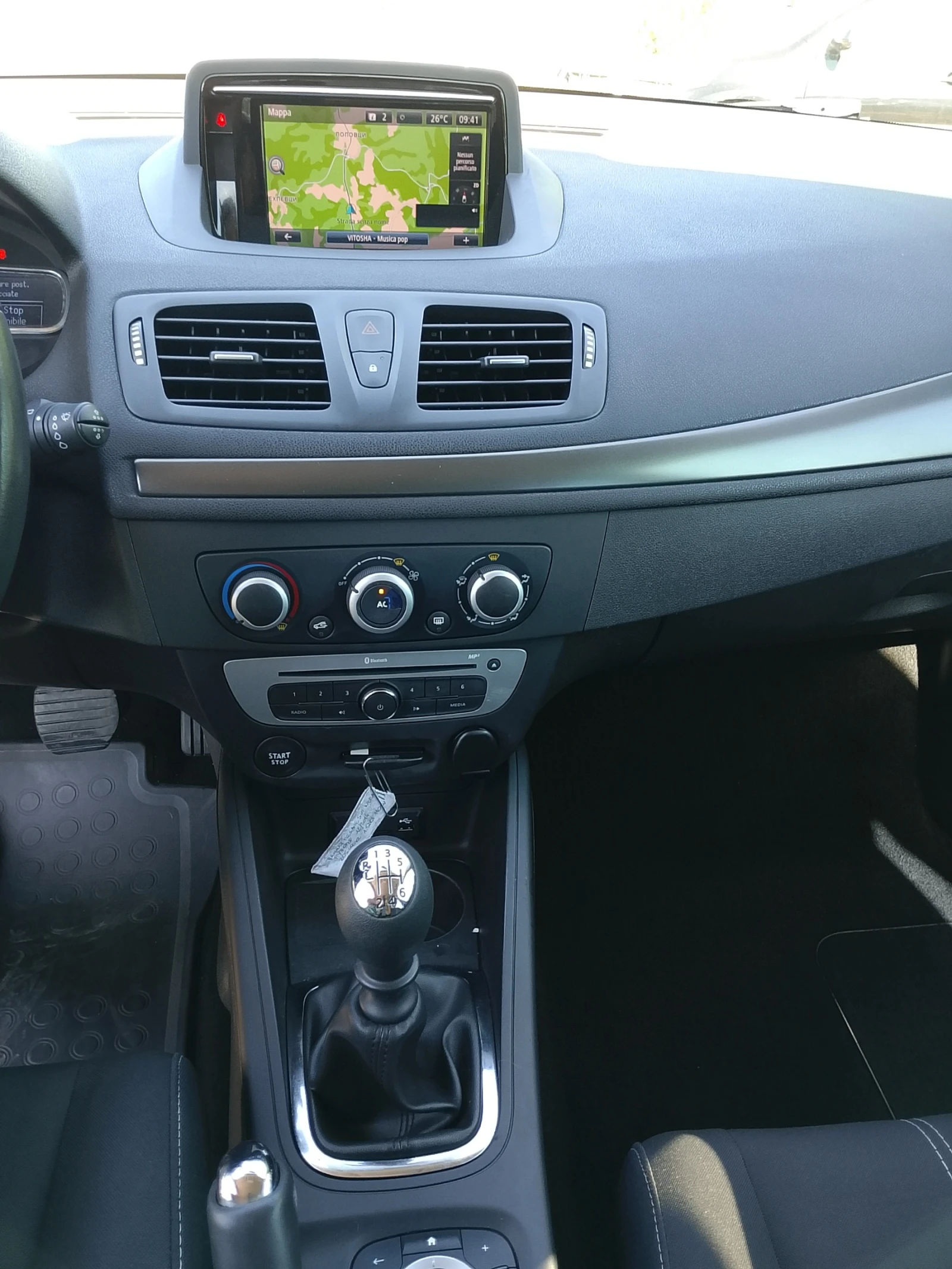 Renault Megane 1.5-D-E-5-ИТАЛИЯ-NAVI-КЛИМАТРОНИК, снимка 12 - Автомобили и джипове - 56008173