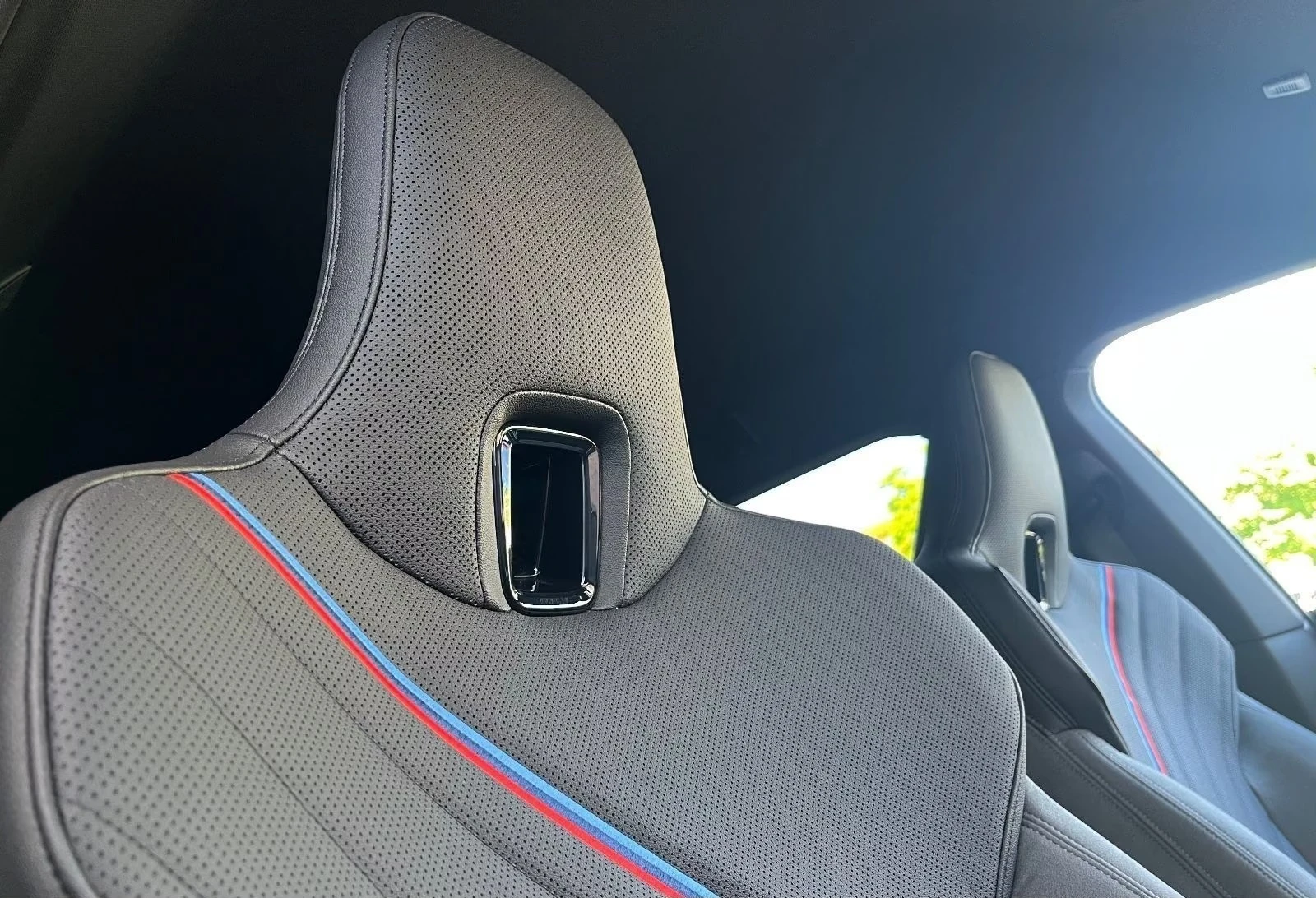 BMW iX 60/xDrive/FACELIFT/M-SPORT/360/HUD/MASS/H&K/�����/ | Mobile.bg � ����������� 9