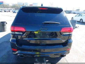 Jeep Grand cherokee SRT* AWD* 6.4* ПОДГРЕВ* ОБДУХВАНЕ* АЛКАНТАРА* ПАНО, снимка 15