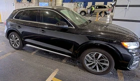 Audi Q5 Quattro* Distronic* Камери* М.точка* Подгрев* Пано - изображение 1