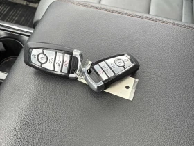 Ford F150 2023 LARIAT 4WD SuperCrew 5.5' Box * CARFAX *  - 29890 € / 58459.76 лв. - 84739439 15