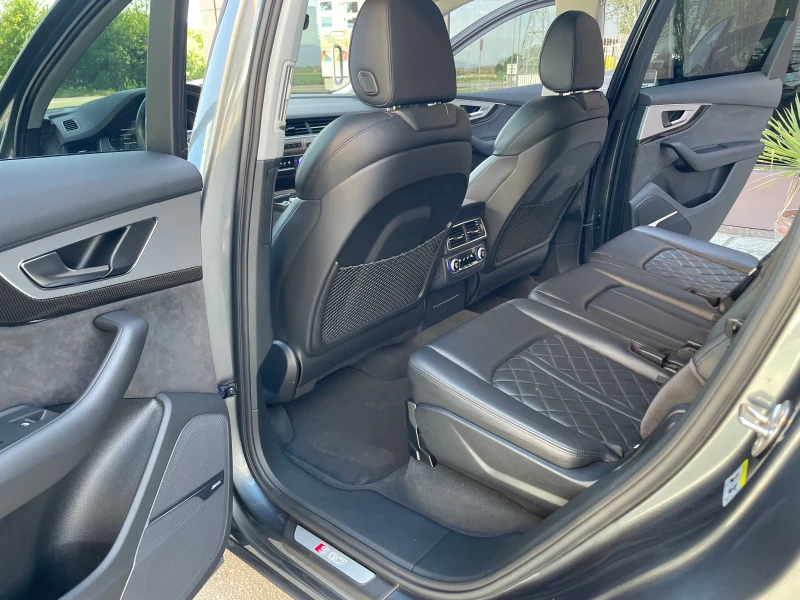 Audi SQ7 4.0V8T-CERAMIC-3S-LINE-DISTRONIK-7места-ПАНОРАМА, снимка 9 - Автомобили и джипове - 50020606