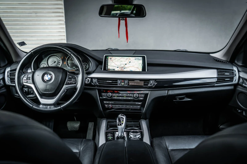 BMW X5 xDrive25d* Pano* Camera, снимка 9 - Автомобили и джипове - 51902976