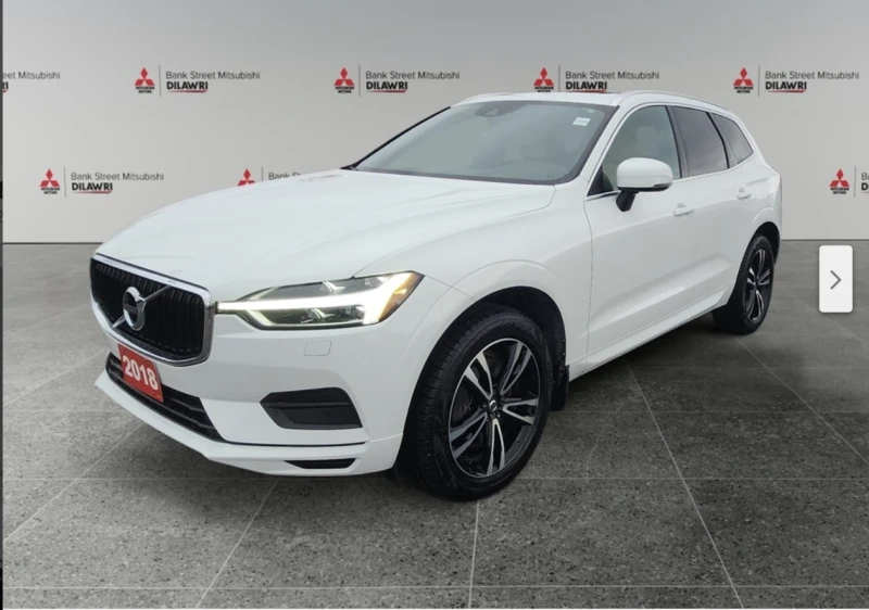 Volvo XC60 T6* MOMENTUM* ДИГИТАЛНО* ТАБЛО* КАМЕРА* МАСАЖ* ДИС