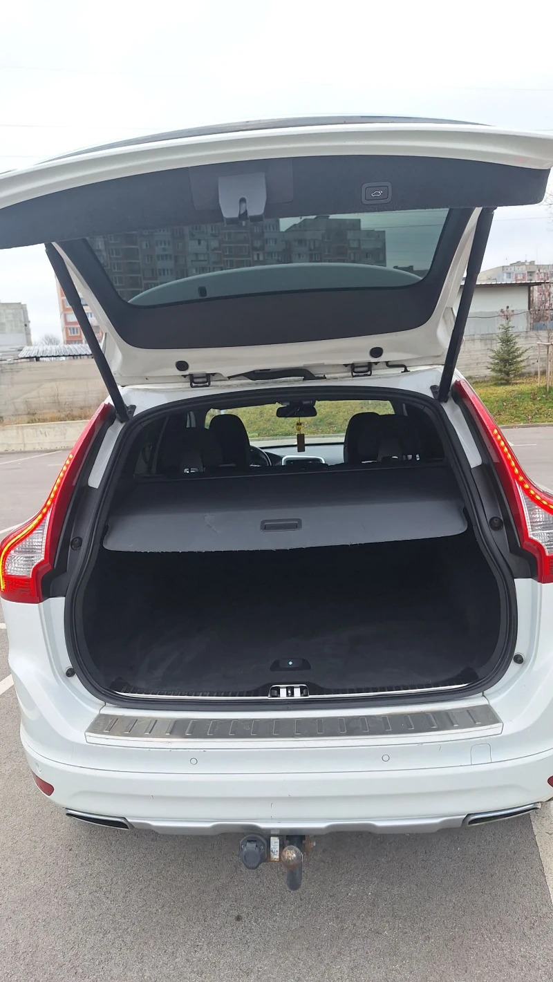 Volvo XC60 D4-2.0 битурбо(181кс), снимка 14 - Автомобили и джипове - 52775905