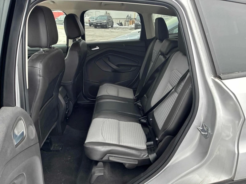 Ford Escape * SE * CARFAX * БЕЗ ПЪРВОНАЧАЛНА ВНОСКА, снимка 12 - Автомобили и джипове - 52873135