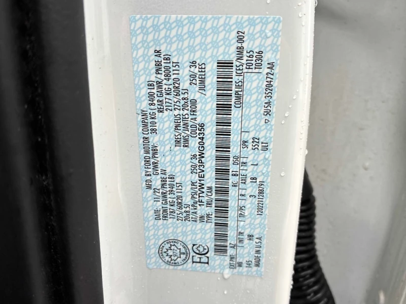 Ford F150 2023 LARIAT 4WD SuperCrew 5.5' Box * CARFAX * , снимка 16 - Автомобили и джипове - 53101960