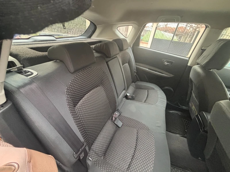 Nissan Qashqai 1.5, снимка 9 - Автомобили и джипове - 53222523