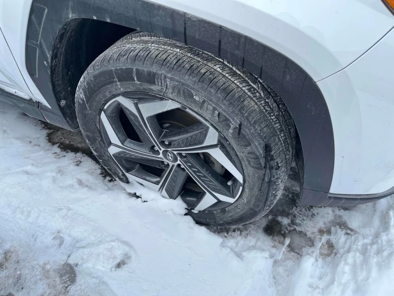 Hyundai Tucson * Luxury * CARFAX * Шибидах * Подгреви * Keyless , снимка 7 - Автомобили и джипове - 53454021