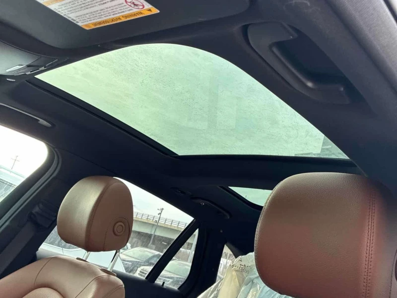 Mercedes-Benz GLC * 300 * CARFAX * ЦЕНА ДО БГ, снимка 15 - Автомобили и джипове - 53529199