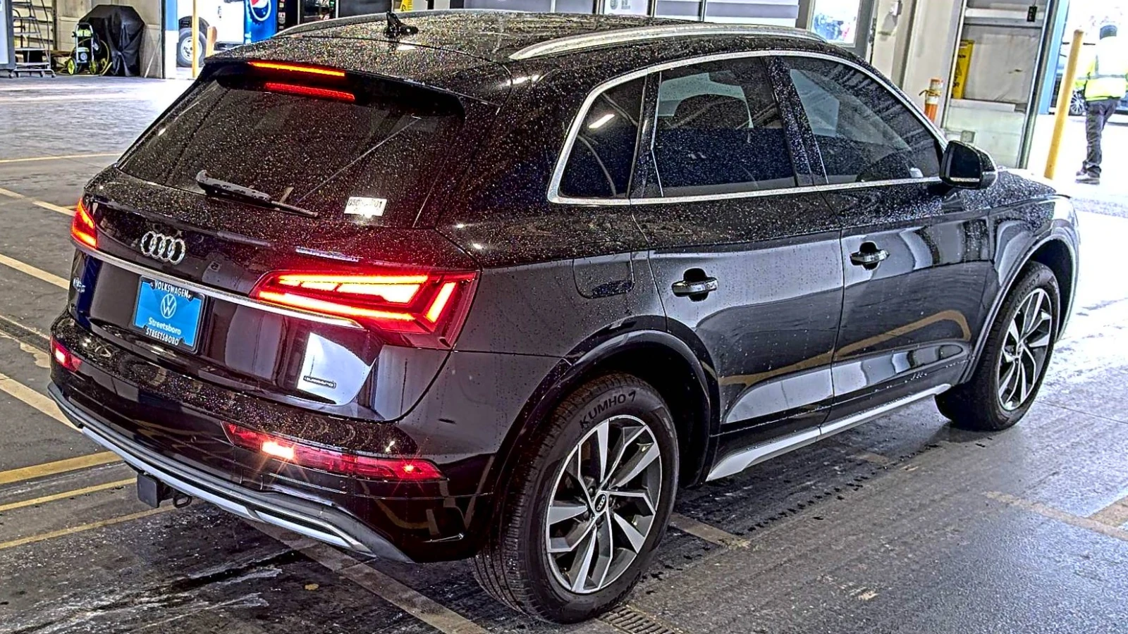 Audi Q5 Quattro* Distronic* Камери* М.точка* Подгрев* Пано - изображение 2