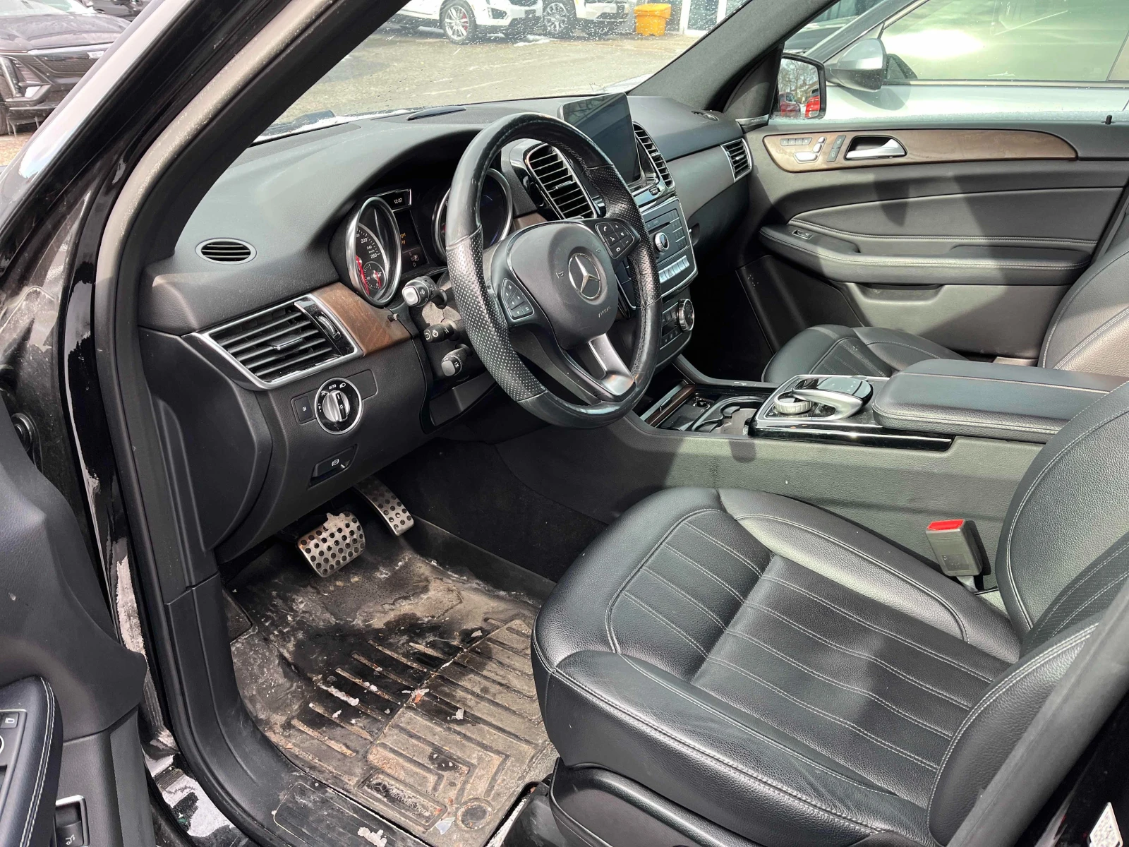 Mercedes-Benz GLE 400 * CARFAX * БЕЗ ПЪРВОНАЧАЛНА ВНОСКА - изображение 6