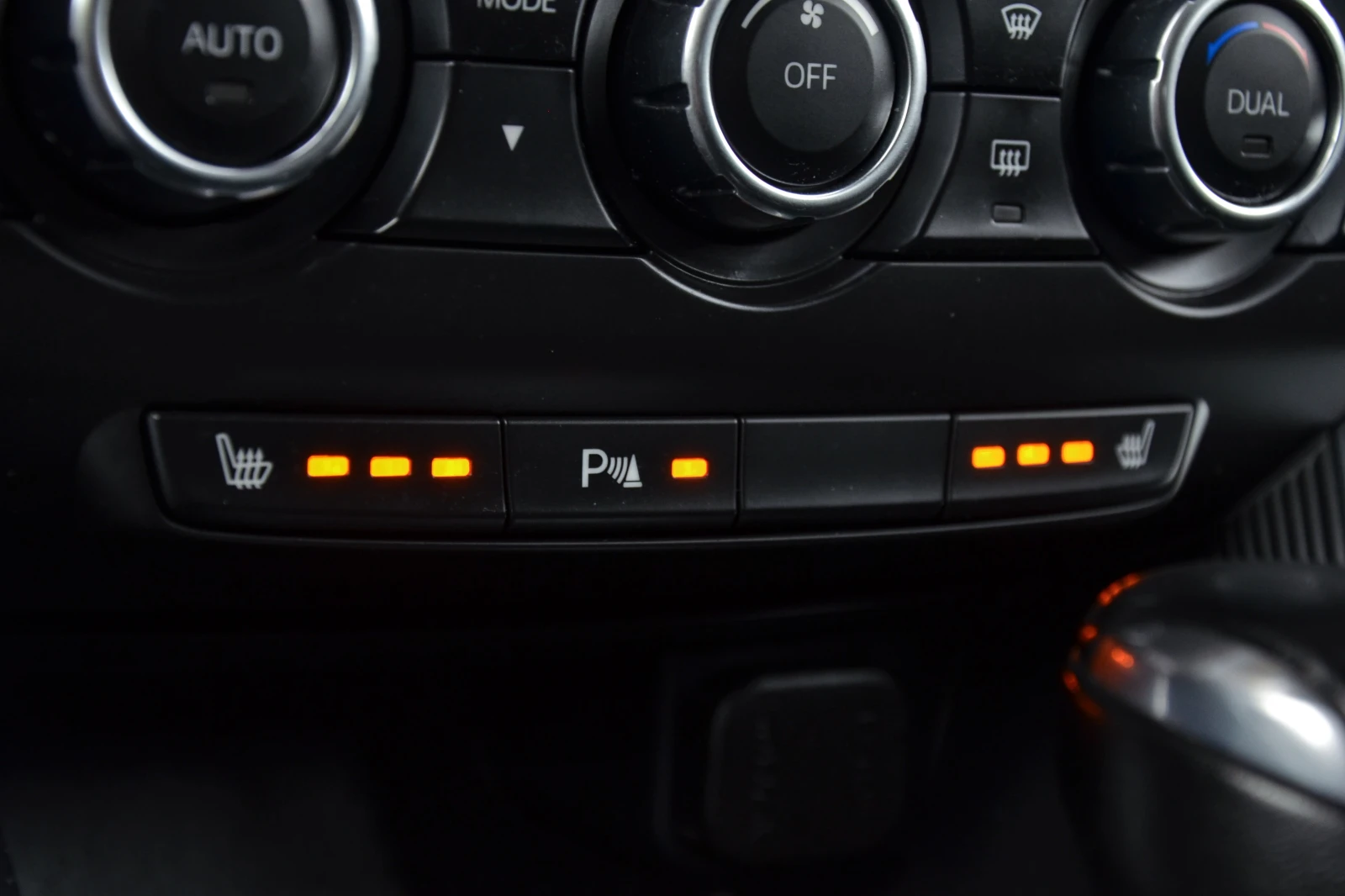 Mazda CX-5 2.2 SKYACTIVE, снимка 12 - Автомобили и джипове - 53980805