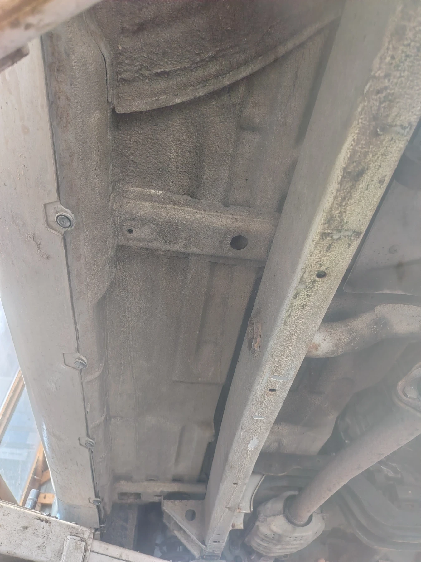 Suzuki Grand vitara 2.0 128 avtomat, снимка 10 - Автомобили и джипове - 54040903