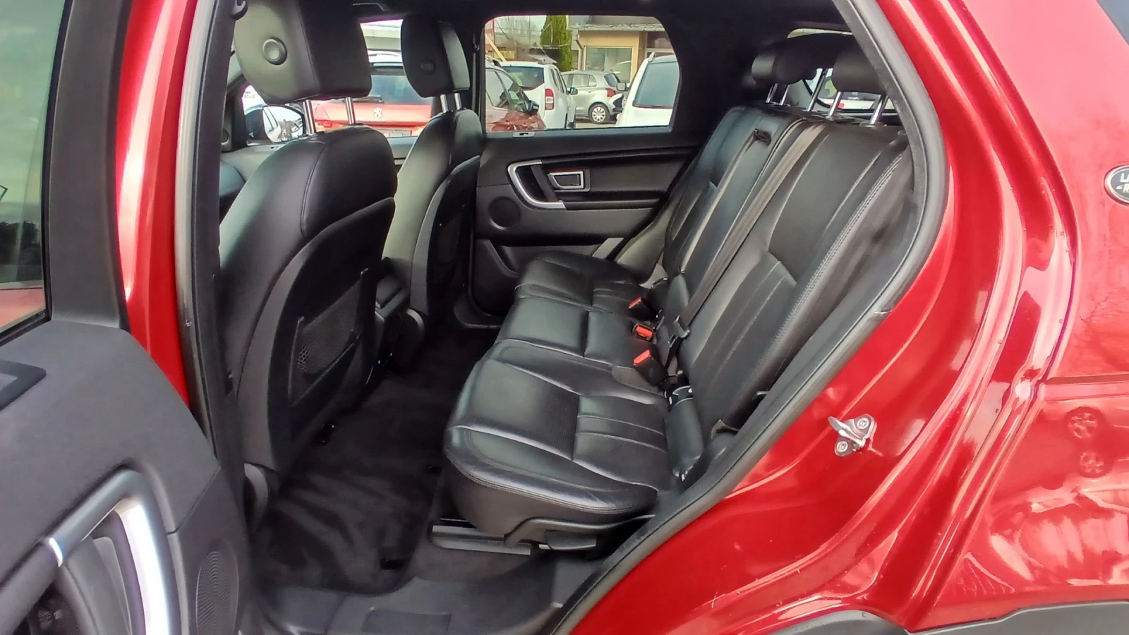 Land Rover Discovery Sport 2, 0d 4x4 128000км., снимка 9 - Автомобили и джипове - 54221977