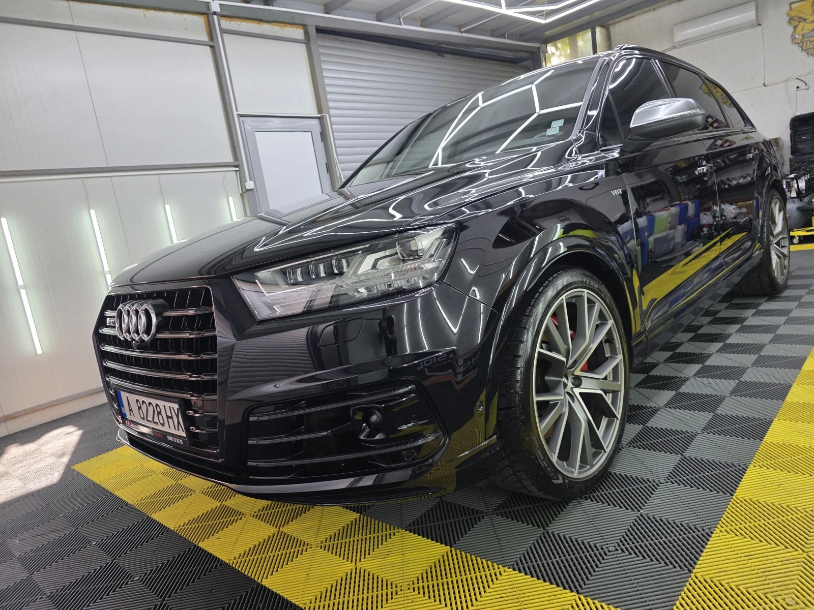 Audi SQ7 КАТО НОВ!!! 73000КМ, снимка 3 - Автомобили и джипове - 54575296