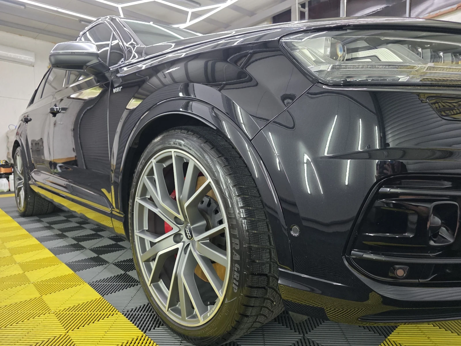 Audi SQ7 КАТО НОВ!!! 73000КМ, снимка 4 - Автомобили и джипове - 54575296