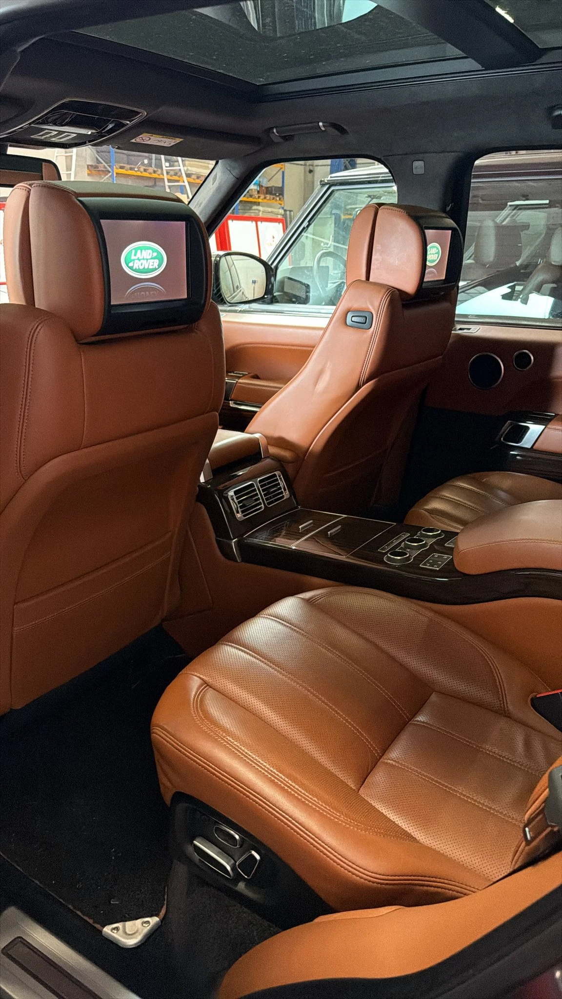 Land Rover Range rover SDV8 autobiography, снимка 7 - Автомобили и джипове - 54898182