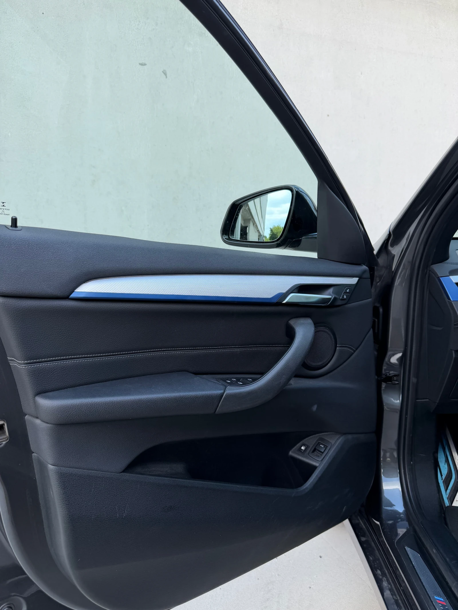 BMW X1 25e xDrive от БГ, снимка 5 - Автомобили и джипове - 54919225