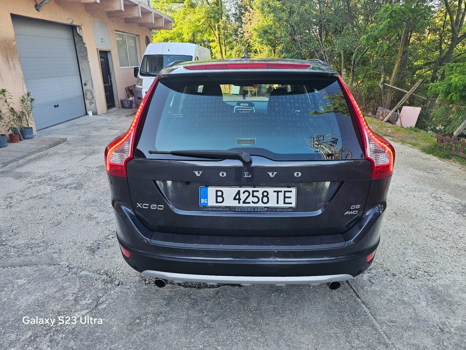 Volvo XC60 2.4D5 205ks, снимка 11 - Автомобили и джипове - 54952454