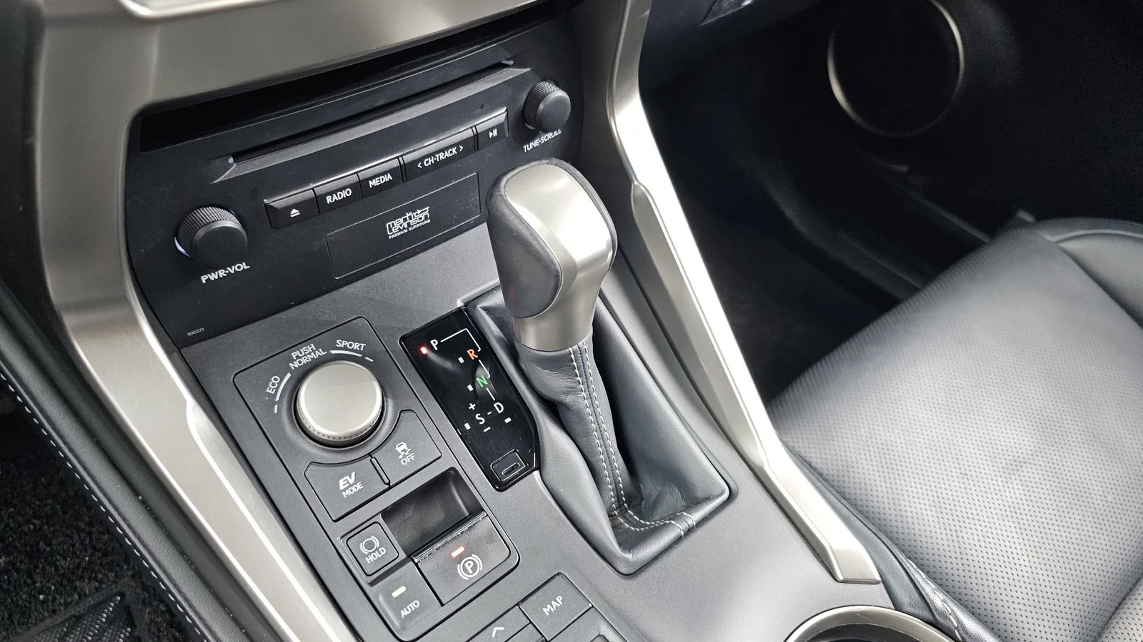 Lexus NX ���* ������� �����* ��. ��������* ������ ���� | Mobile.bg � ����������� 9