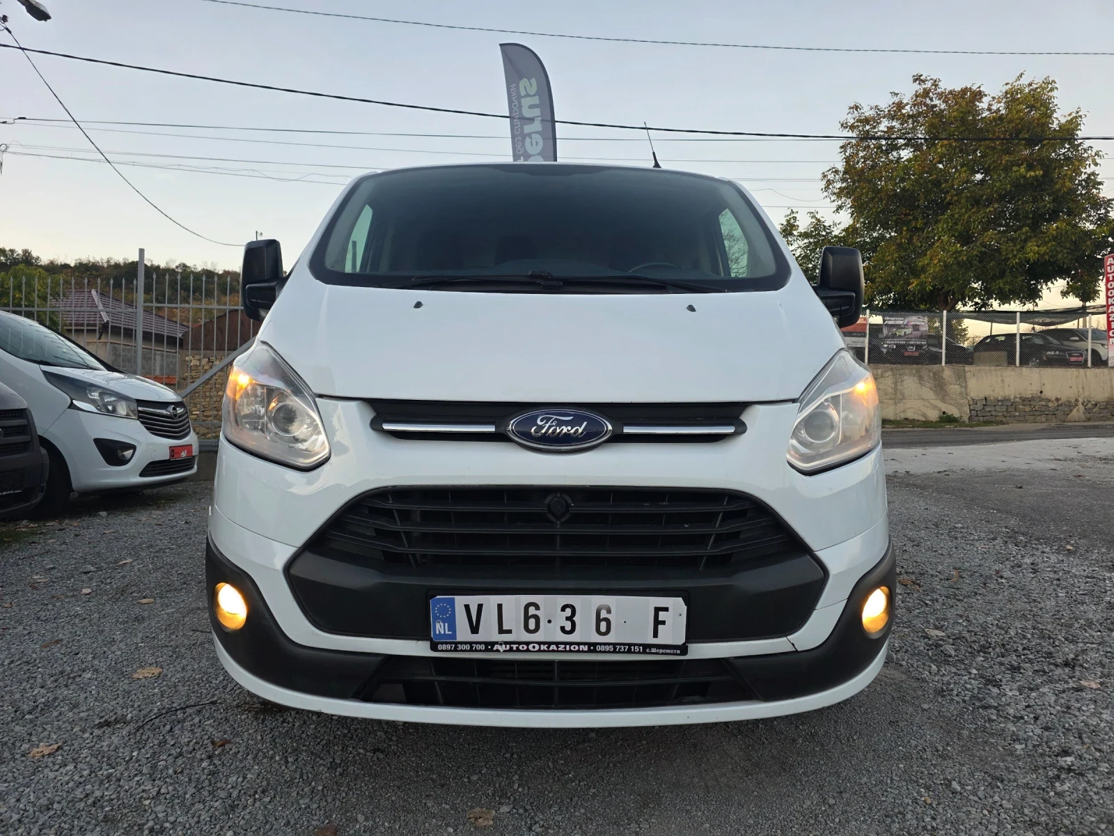 Ford Transit Custom 2.2tdci, снимка 2 - Бусове и автобуси - 56638017