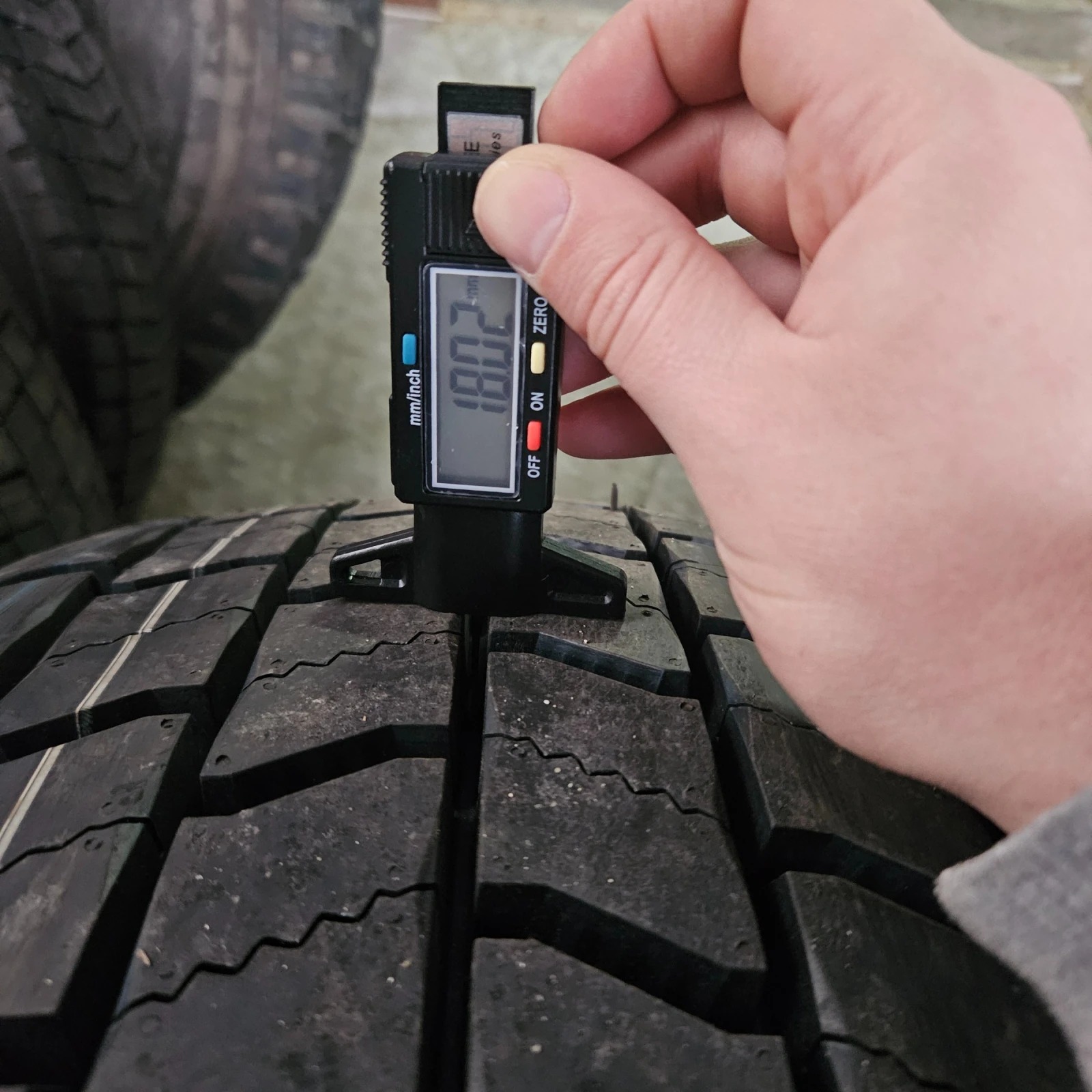 ���� 295/55R22.5 | Mobile.bg � ����������� 6