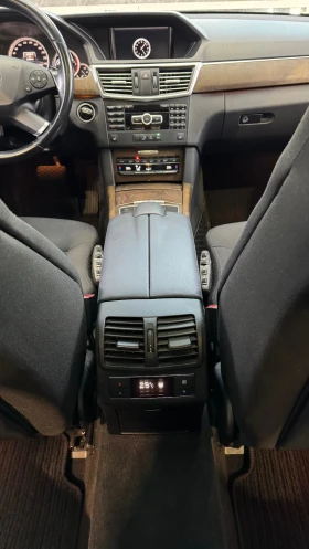 Mercedes-Benz E 250 Elegance 4matic 7G tronic, снимка 13